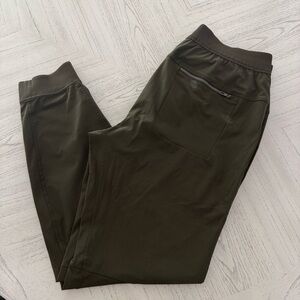 Lululemon ABC Jogger *31" Size Large
